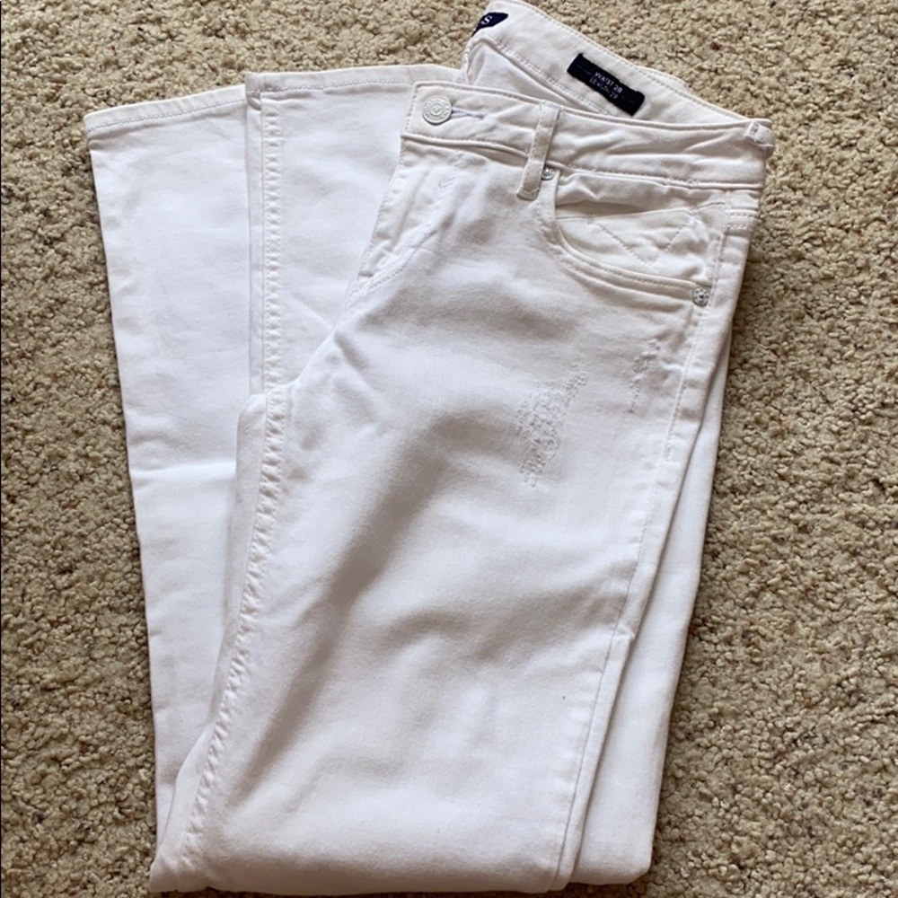 White skinny jeans